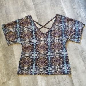 Fun print v-neck top size M